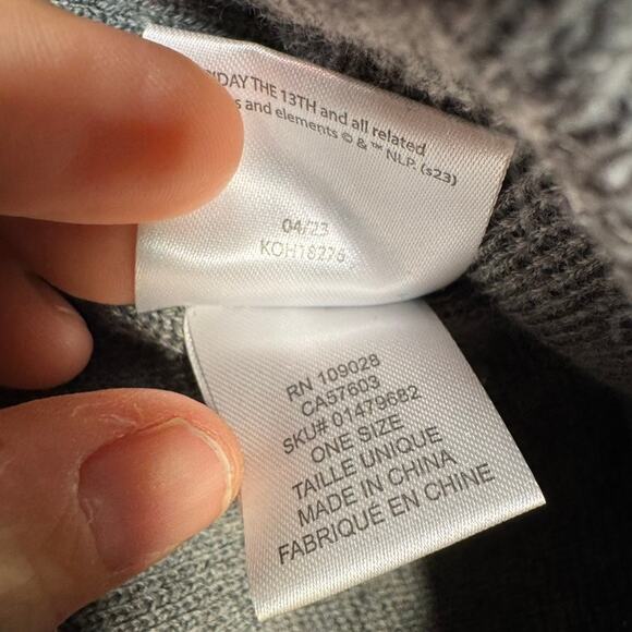 Friday the 13th Jason Voorhees Knit Beanie Gray Horror Movie Hat NWOT - Picture 5 of 6